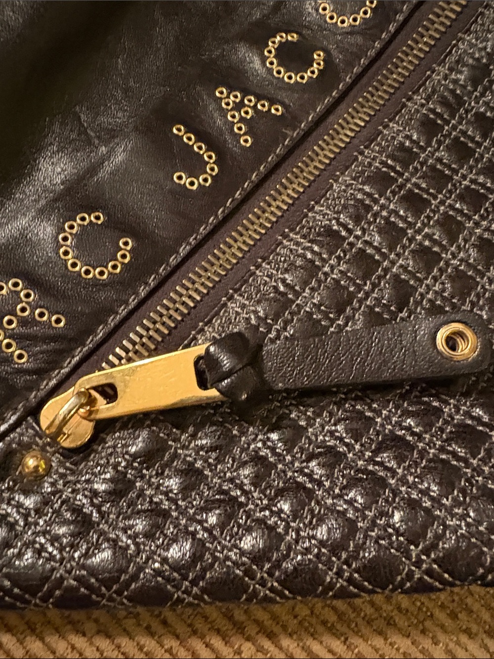 Marc Jacobs Irina Black Quilted Leather Tote with Quilted Panel and Stud Logo - Picture 13 of 13